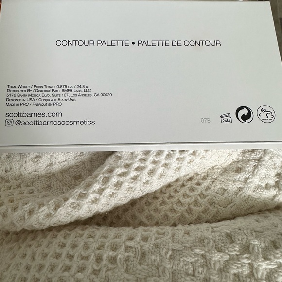 Scott Barnes sculpting and contour palette. Brand new - Picture 4 of 4